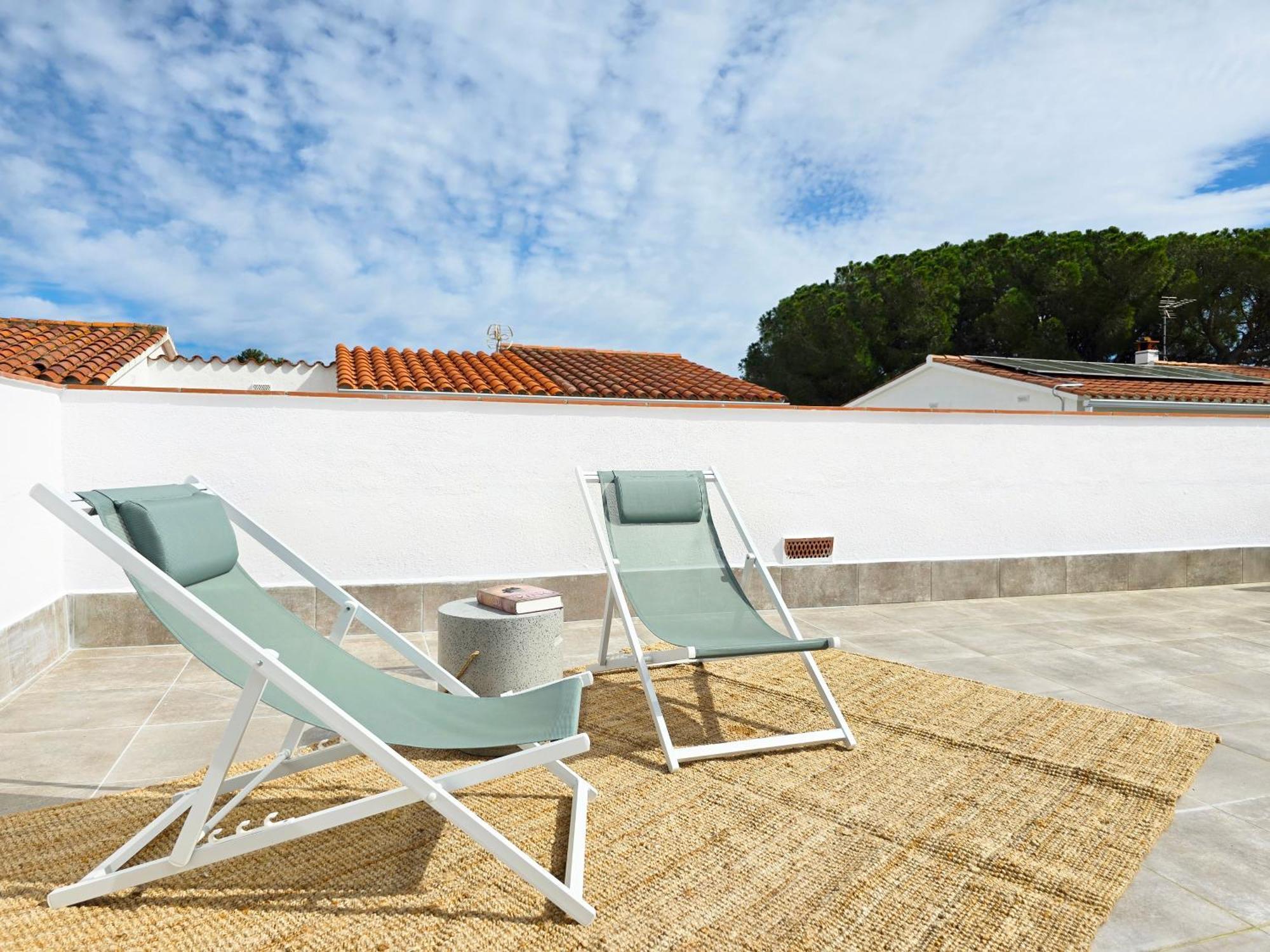 Villa Deborah L'Escala Exterior photo